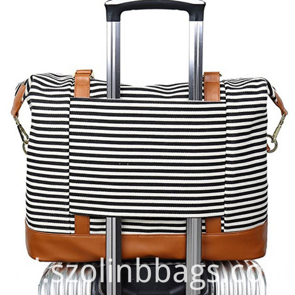 Reistas Travel Bag